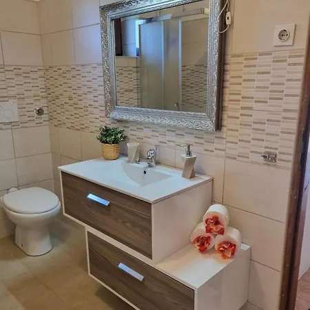 Apartmani Milenko Lubenice Exterior foto
