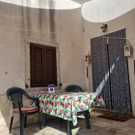 Apartmani Milenko Lubenice Exterior foto